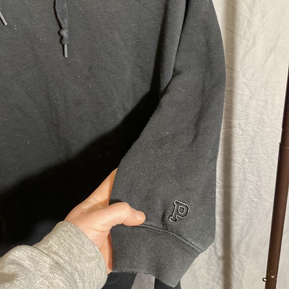 Wmns Victorias Secret Pink Over-Sized Sweater - Picture 3 of 10